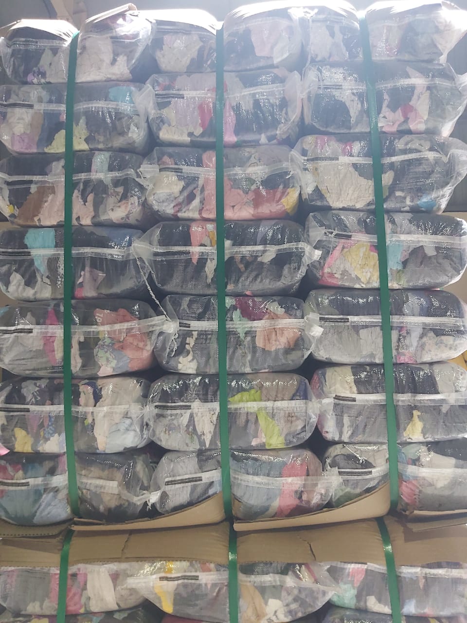 cotton color Rags- 10 kg - supreme Quality by Supplytent.com